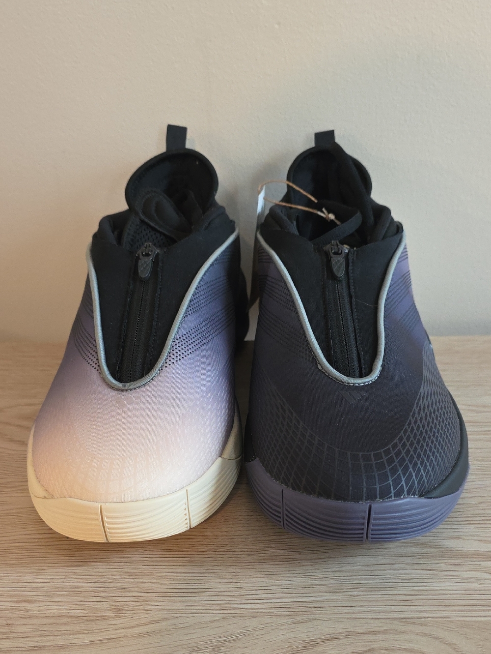 Adidas D.O.N. Issue 7 - Picture 3 of 5